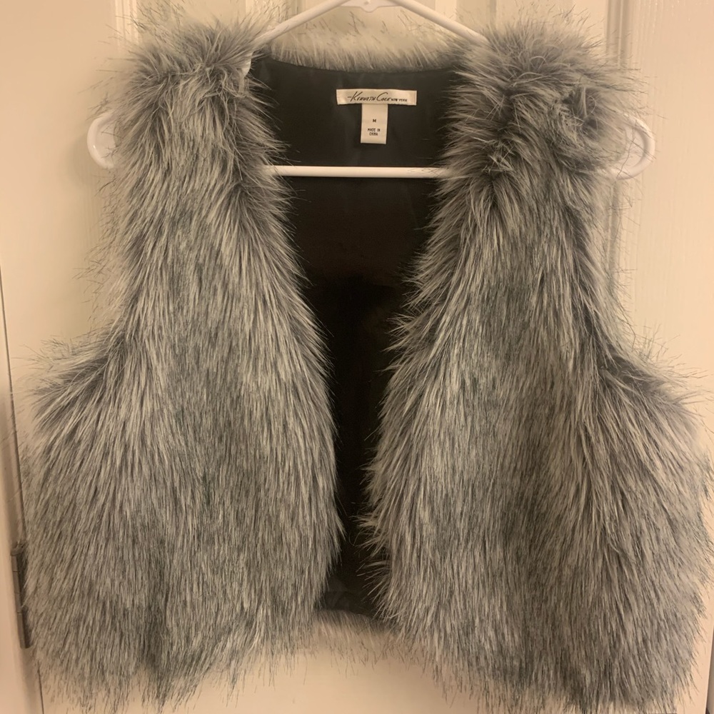 Kenneth Cole faux fur vest size M